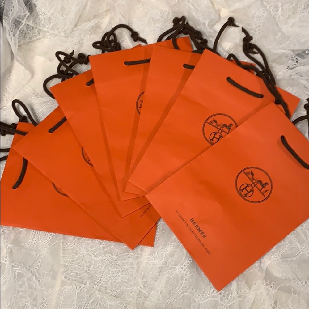 8 Hermes Authentic Iconic shopping bags